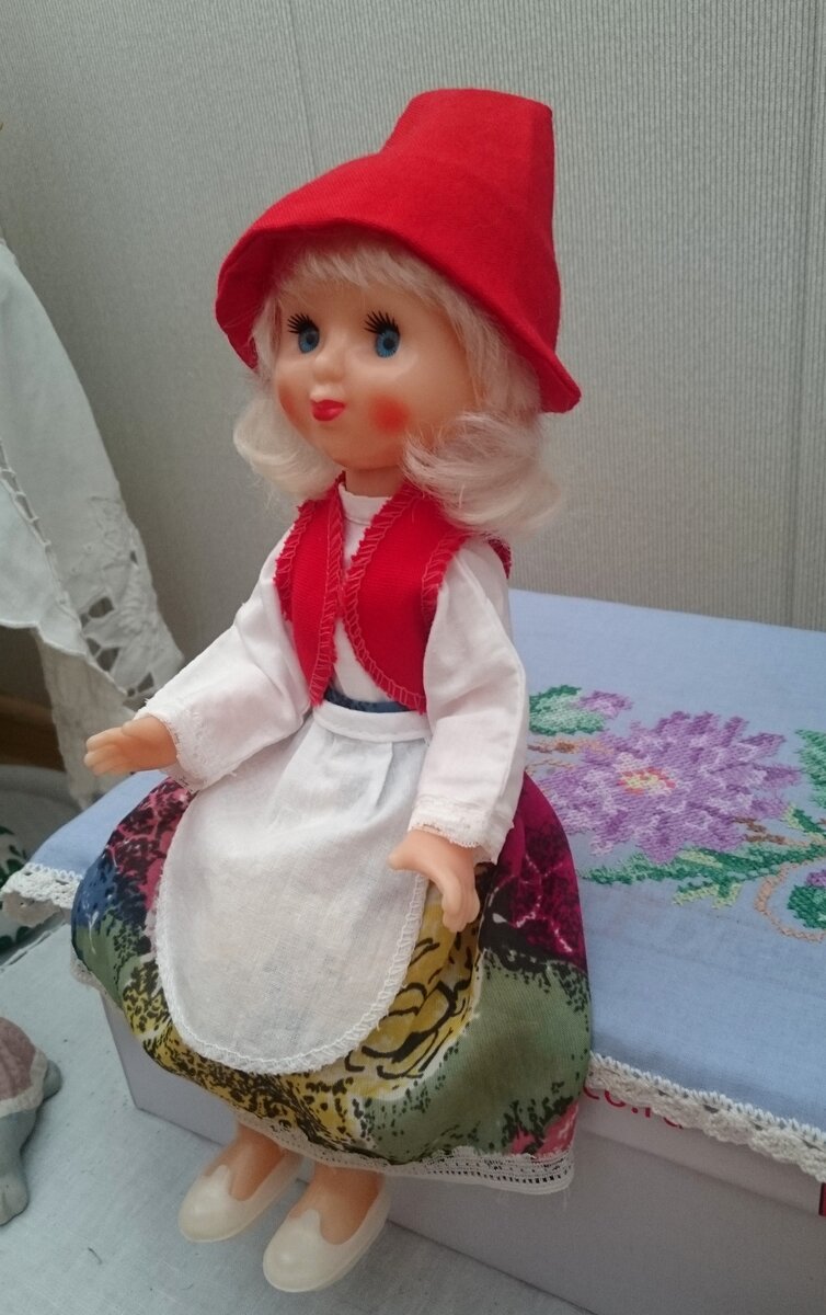 Редкая советская куколка Кирово - Чепецкой фабрики. Шарнирная Красная шапочка. Полностью в родном. Коллекционная сохранность. Фото автора.