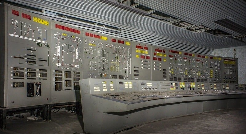  Строительство этой атомной станции было заморожено официально 1 декабря 1993 года.