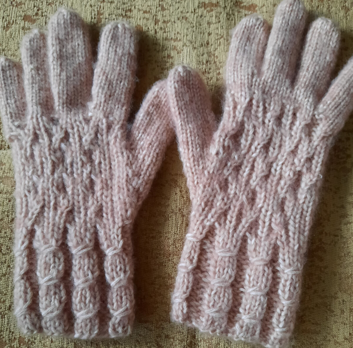 Становится прохладно и мы начинаем задумываться о теплых и уютных вещах.