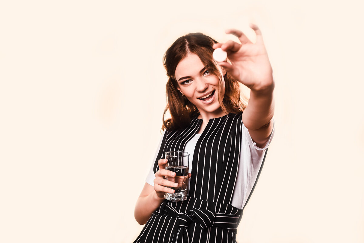 Прием глицина в высокой дозировке может помочь привести нервы и мысли в порядок и действовать в любой ситуации не на эмоциях, а с ясной головой.