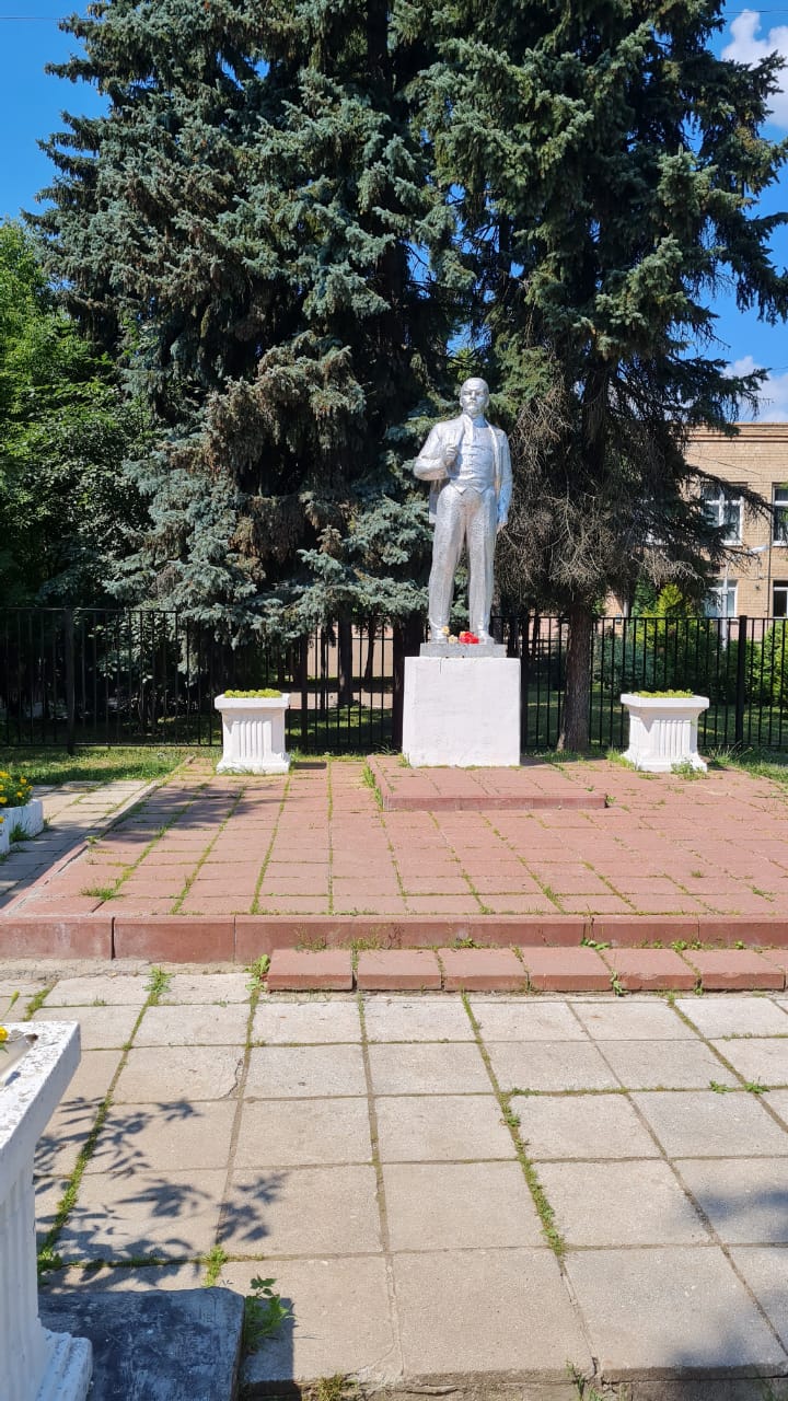 Памятники вождю. Фотоподборка памятников Ленину в городах России. Часть 8.3