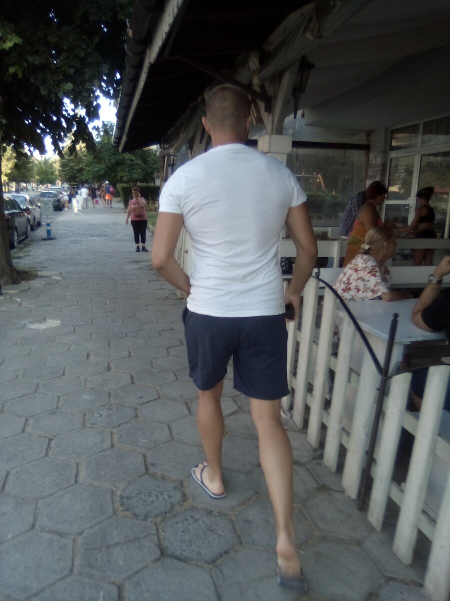 Болгарская типичная мужская спина 