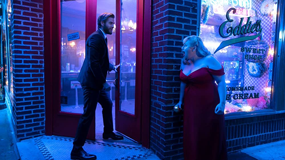 Кадр из фильма Isn't It Romantic. Режиссер: Тодд Штраус-Шульсон. Оператор: Саймон Дагган. Производство: Bron Studios, Camp Sugar, Creative Wealth Media Finance, Netflix, New Line Cinema