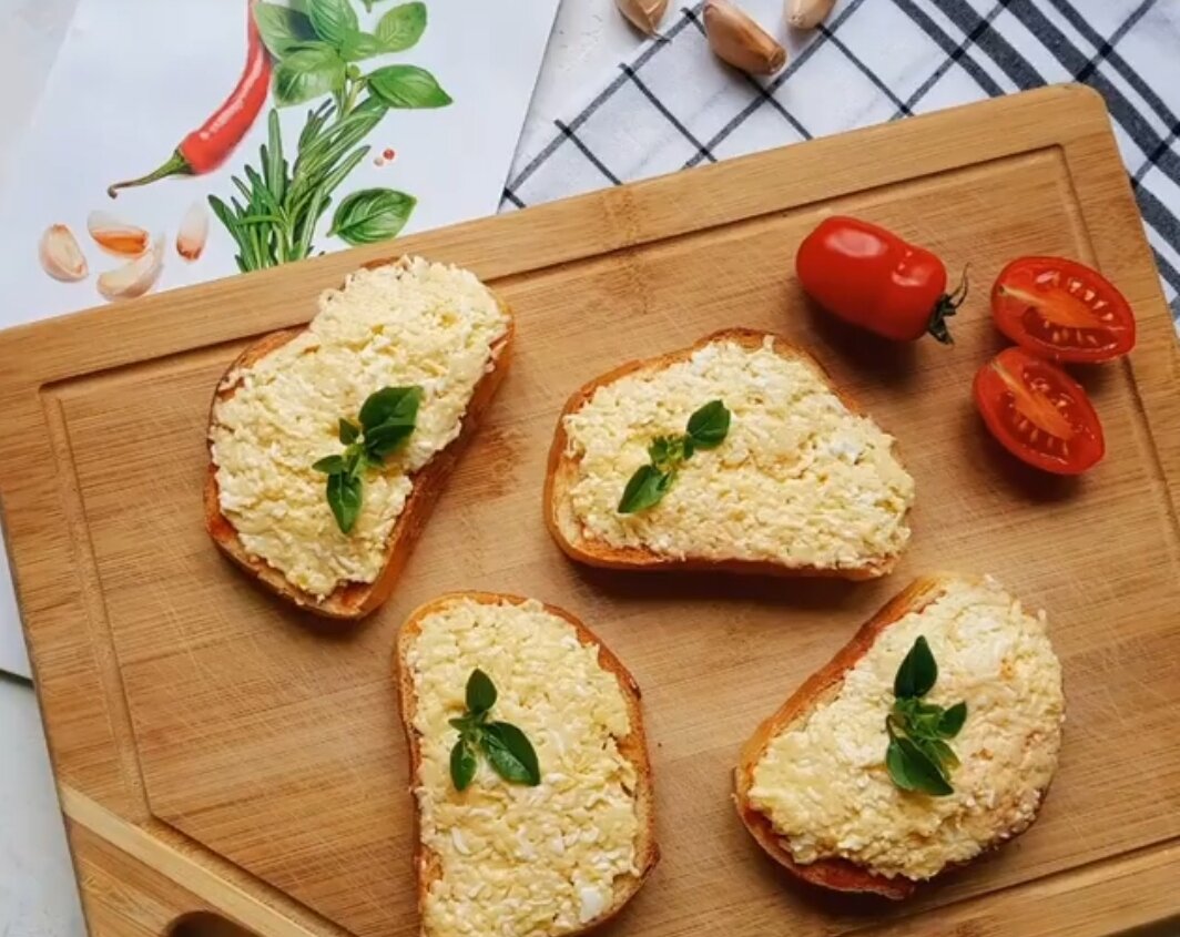 бутерброды с сыром и чесноком советские