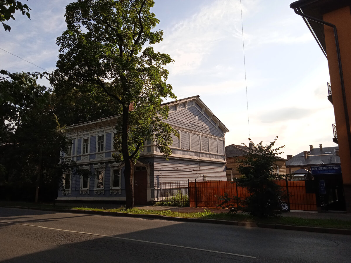 Ул. Чкалова, 6. Дом Лыхиной. Памятник культурного наследия