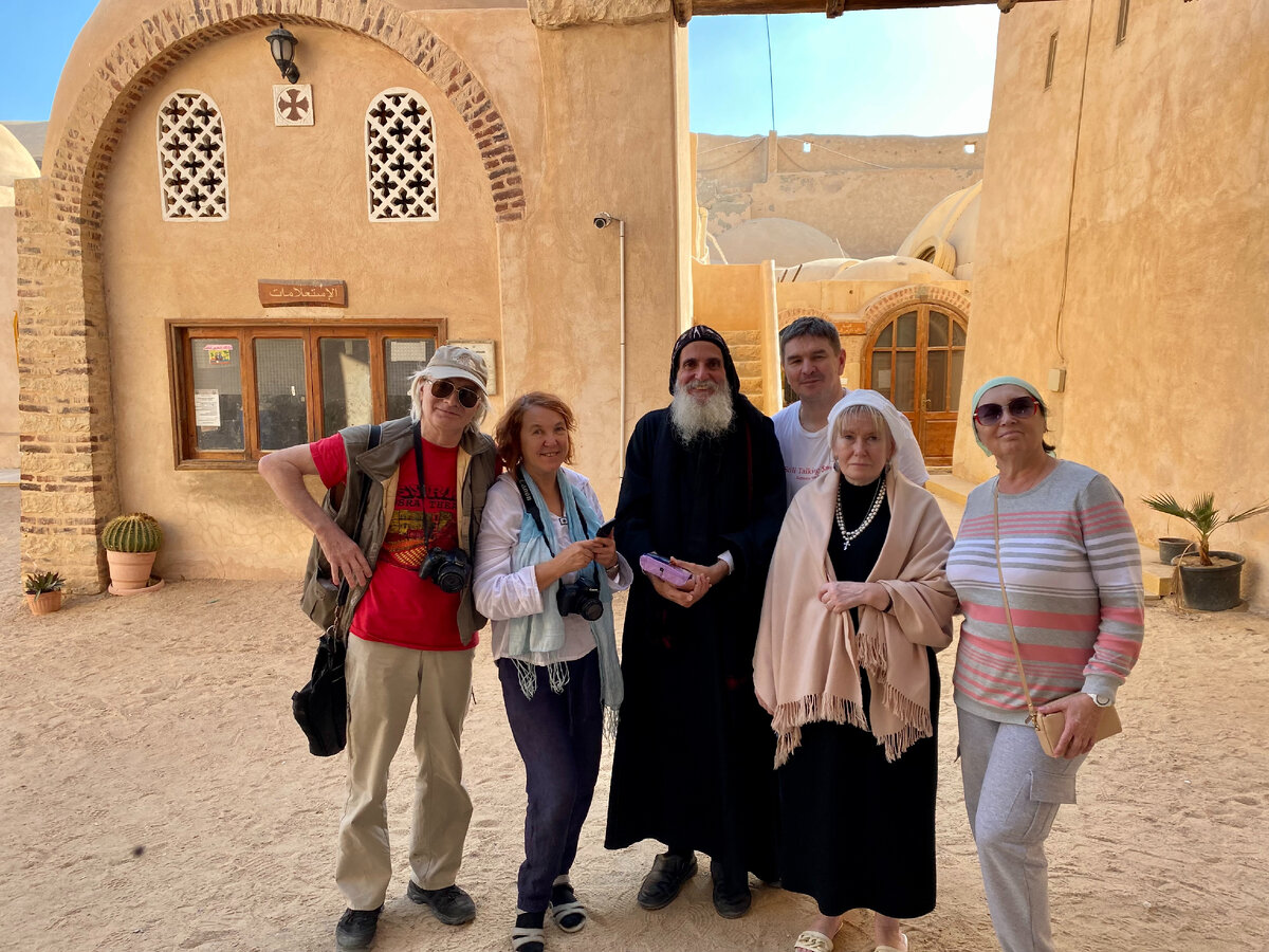 Наша группа в монастыре