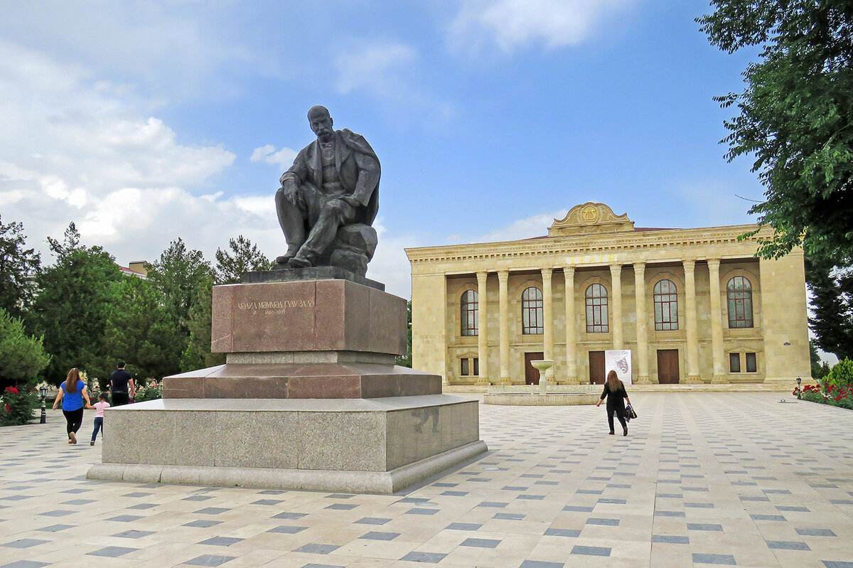 Нахичевань, столица Нахичевани. Чем интересен этот город в эксклаве  Азербайджана? | Субъективный путеводитель | Дзен