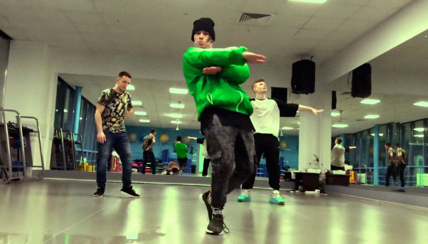 Niletto - кадр из клипа.