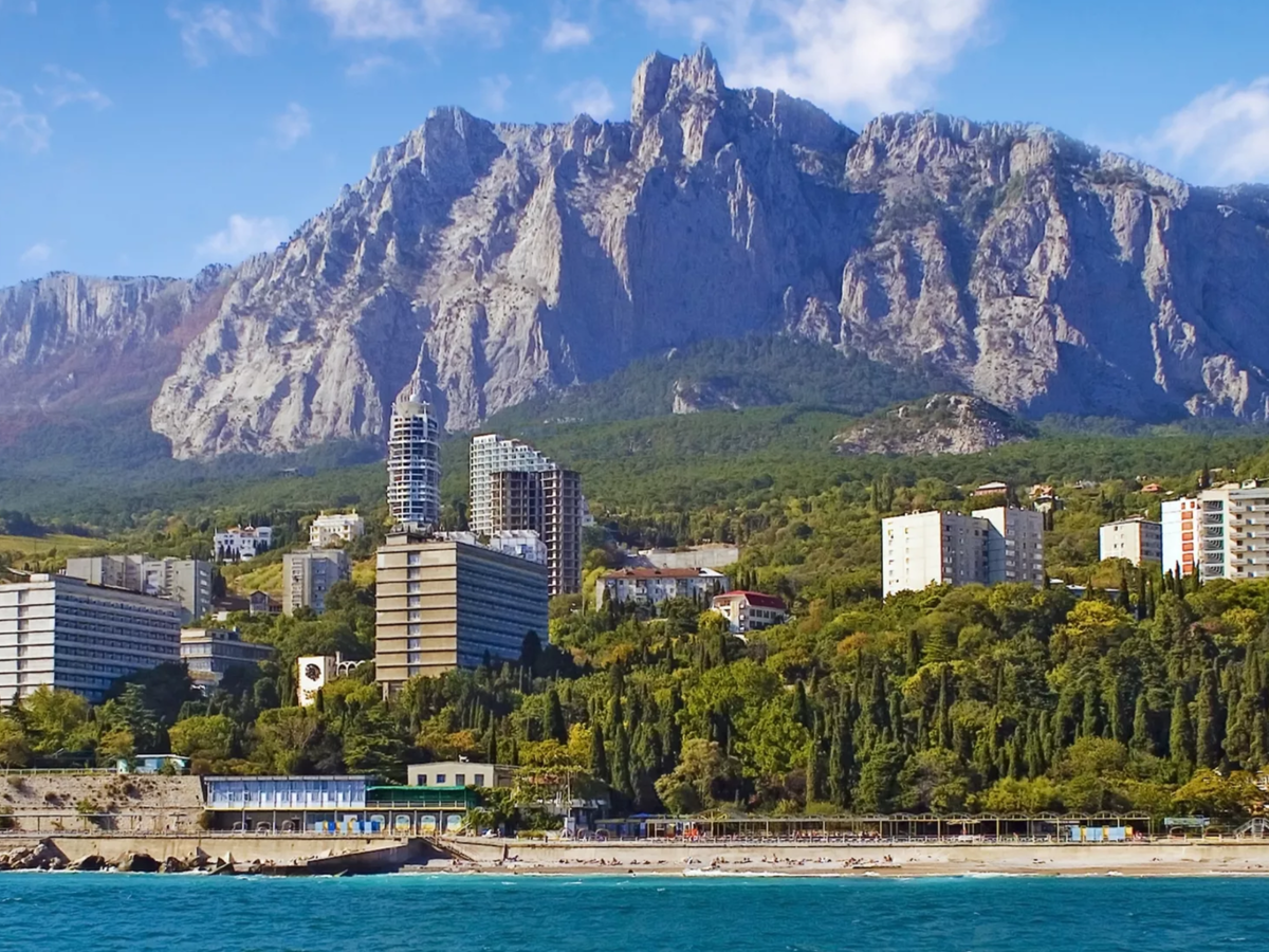 Пляж санатория ай петри в мисхоре
