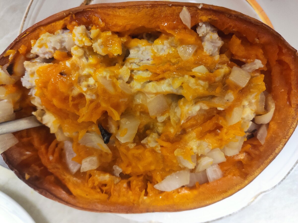 Тыква с фаршем - фото автора.