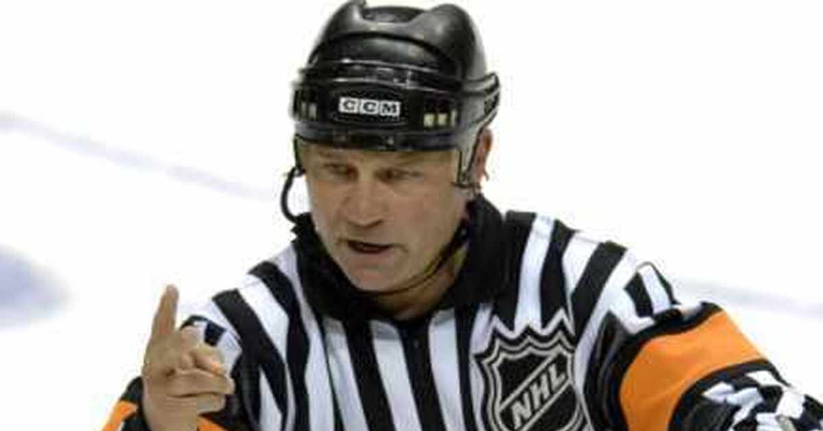 Изображение с Яндекс.Картинки (на фото арбитр Дон Кохарски).