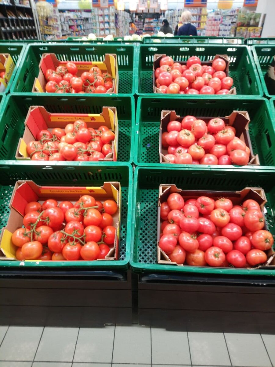 Гуляю по магазину.