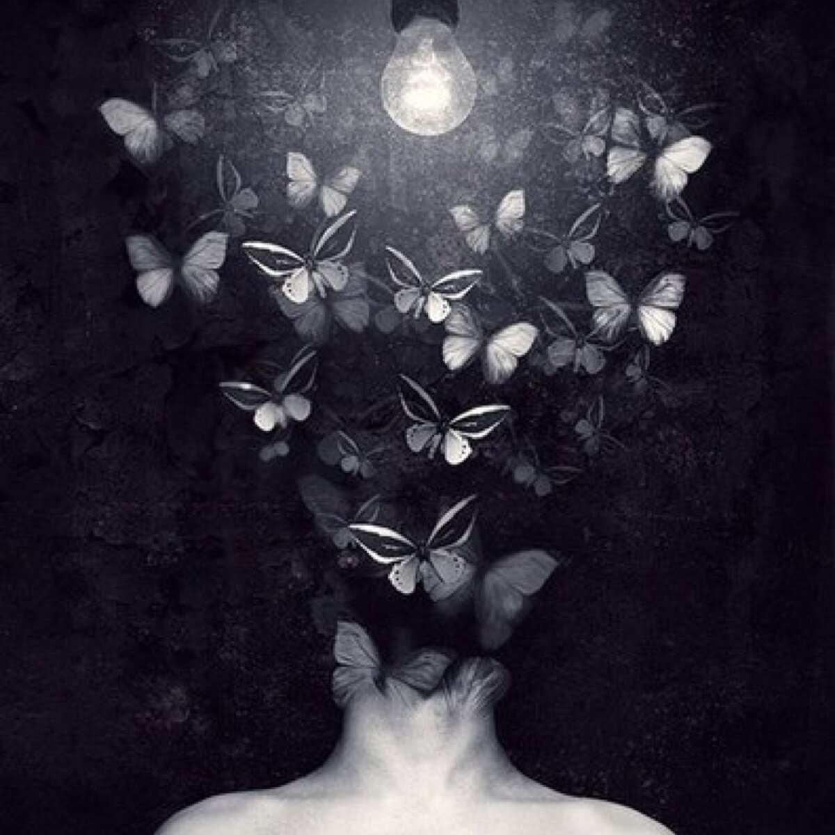 тьма в душе. арт со смыслом. сюрреализм пустота. голова человека. мир пустоты.