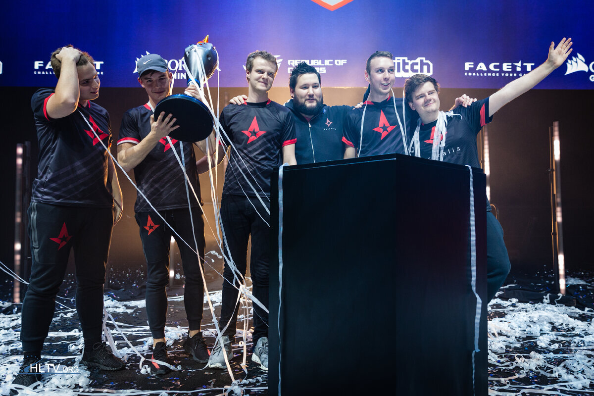 Победа на ECS Season 2 Finals