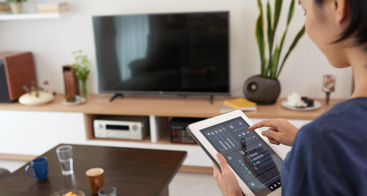 Какие устройства нужны для умного дома чтобы включить телевизор