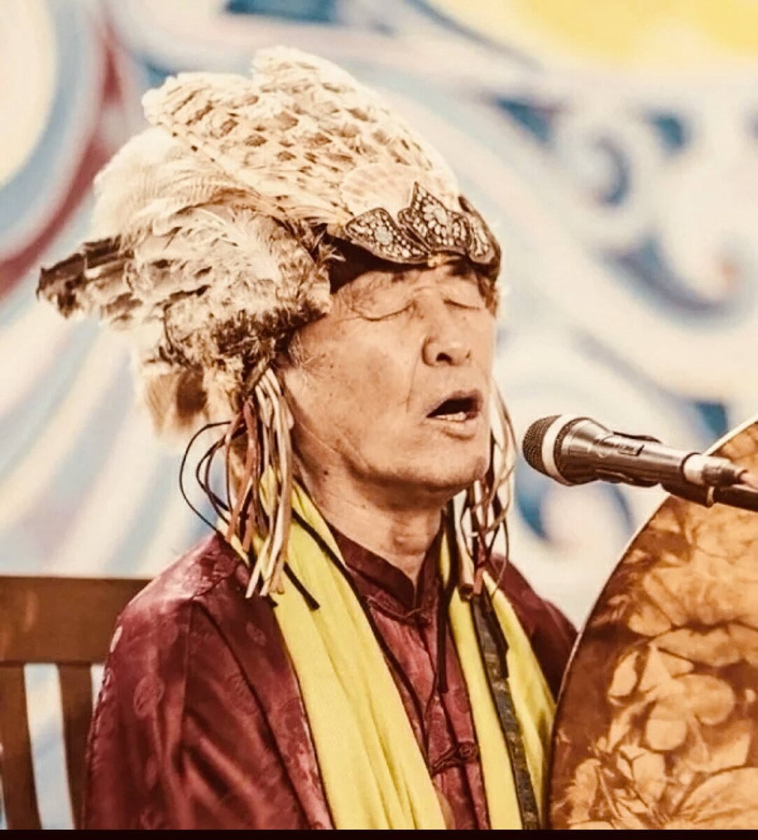 Shaman биография. Ооржак Николай горловое пение. Николай Ооржак шаман. Тувинское горловое пение «Хоомей». Горловое пение тувинцев.