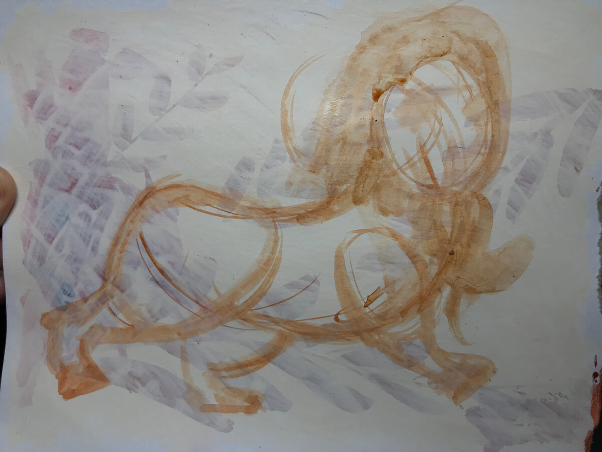 Тут внизу просматриваются гирлянды ученические - у меня в мастерской осталась палитра хорошего картона, пустила её в дело.  Думала в процессе оставить их,  использовать как дальний едва читающийся план, но увлеклась) 