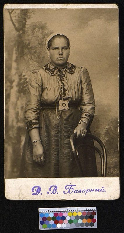 Фотограф Базарный Д. В. Крестьянка села Шижня. 1916-1917 гг.
