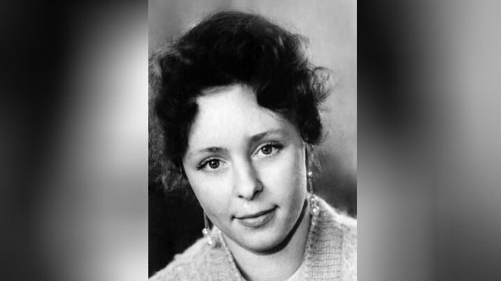 Галина мшанская фото в молодости и сейчас Почему у дочерей Олега Басилашвили Ксении и Ольги разные фамилии, какие у них от