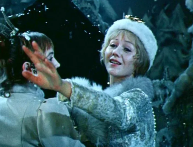 двенадцать месяцев фильм 1972 куравлев. двенадцать месяцев 1972 год. 12 месяцев фильм 1972. двенадцать месяцев фильм 1972 года. двенадцать месяцев 1972.