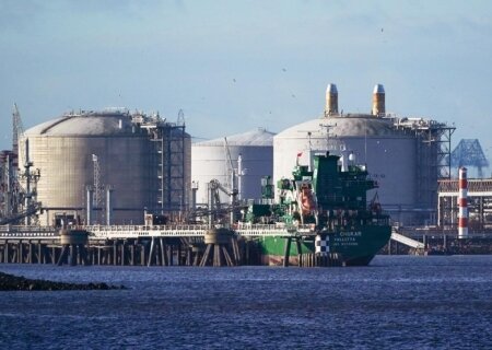    С 1 января Великобритания полностью прекратила импорт СПГ из России