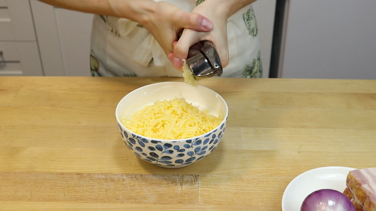 Такой пирог я готовлю вместо пиццы : сочно, безумно вкусно и бюджетно, огненный пирог Такой пирог я готовлю вместо пиццы : сочно, безумно вкусно и бюджетно, огненный пирог