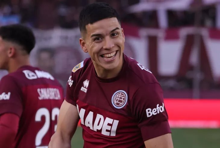 Дзюба и малком. Зимние трансферы рпл 2023. Панини рпл 2022 2023. Пиняев 2023. Зимние трансферы рпл 2023.