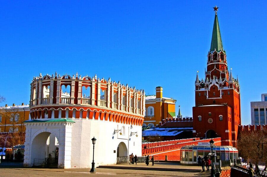 Кутафья башня кремля фото Моя Москва: Прогулка вокруг московского Кремля ЕЩЁ НЕ ВЕЧЕР Дзен