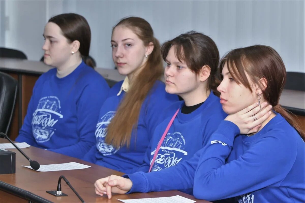    Ребята стремятся сделать жизнь в городе лучше и каждый вносит свой посильный вклад в развитие молодежной политики города Юлия Максимова