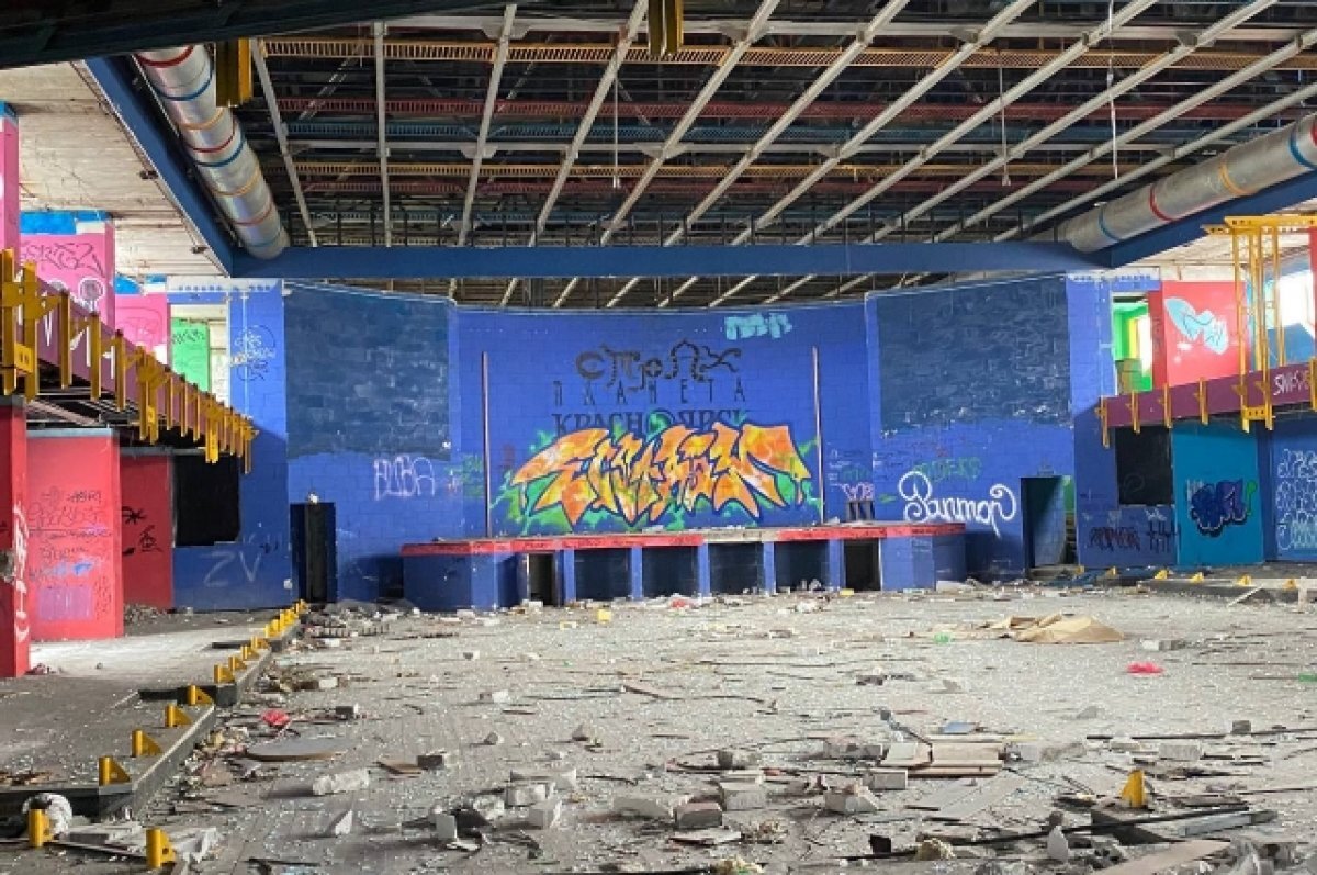     На территории бывшего клуба планируют открыть «Поздеев-центр» и хореографический колледж.