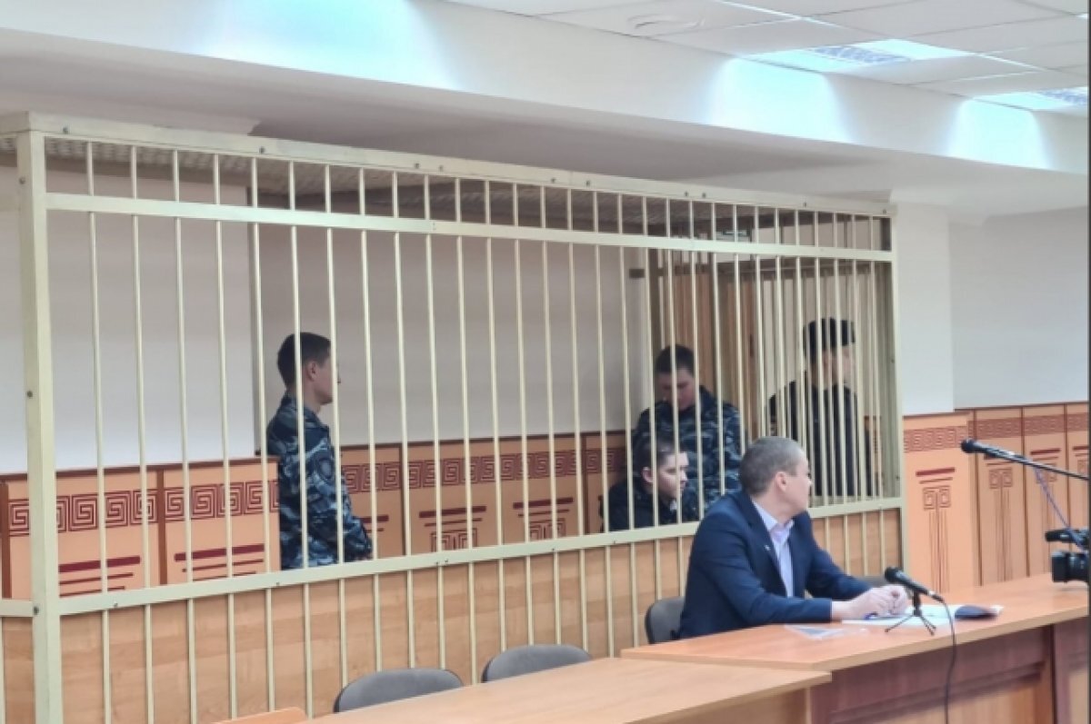    Обвиняемый Денис Тучин отказался просить прощения у родителей убитого в Оренбурге врача.