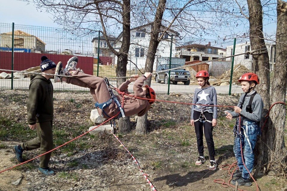    Преодолевая условный овраг. Ирина Неверова