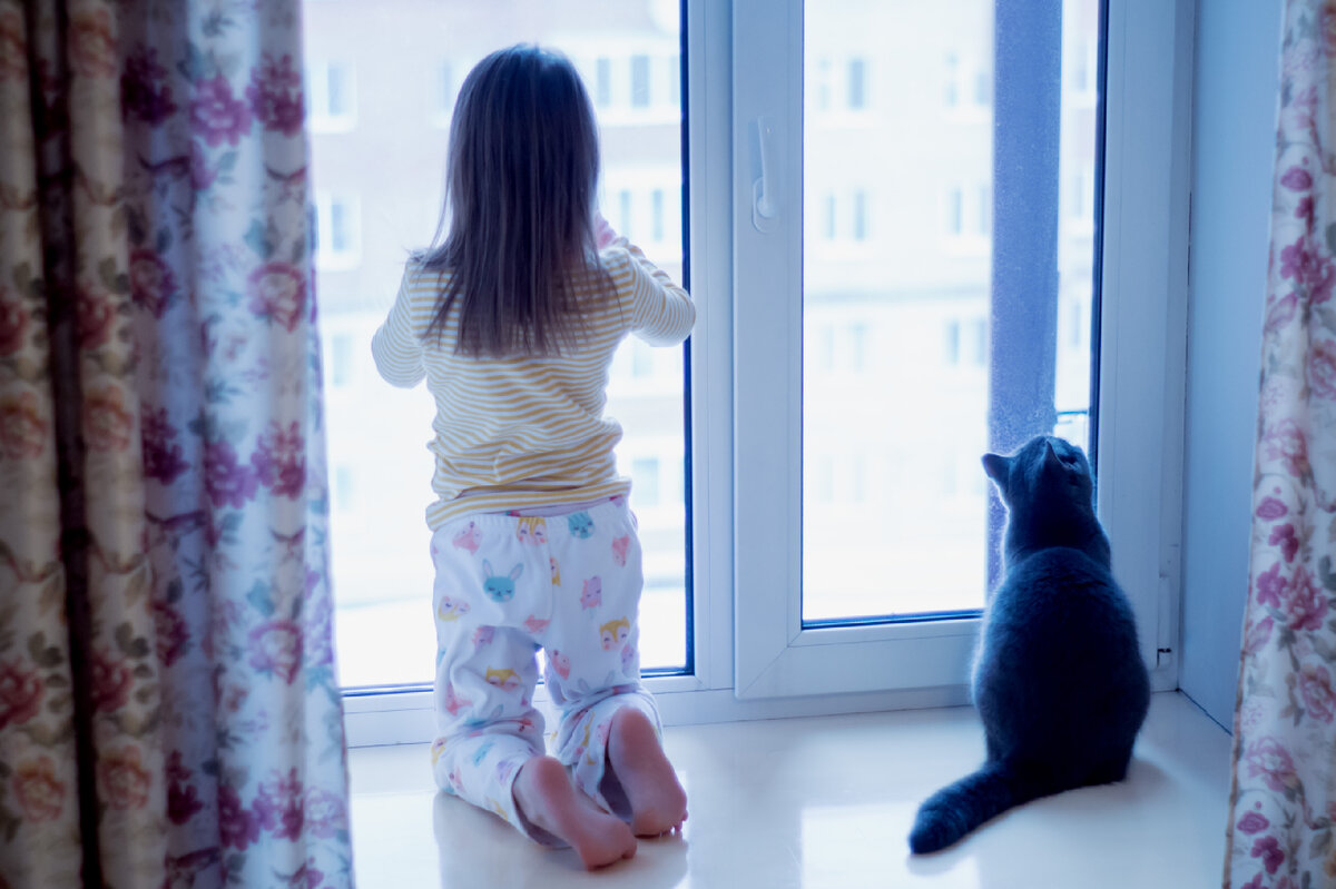 И ещё я отметила, что окна изнутри моются в каждой зоне, где они есть. Т.о. получается, что окна во всем доме моются каждый месяц (фото авторское)