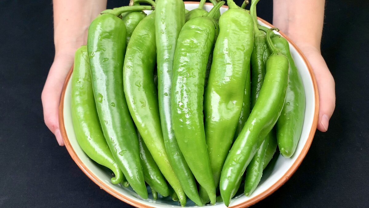 Домашний острый зеленый перец, маринованный на зиму – пошаговый рецепт приготовления с фото