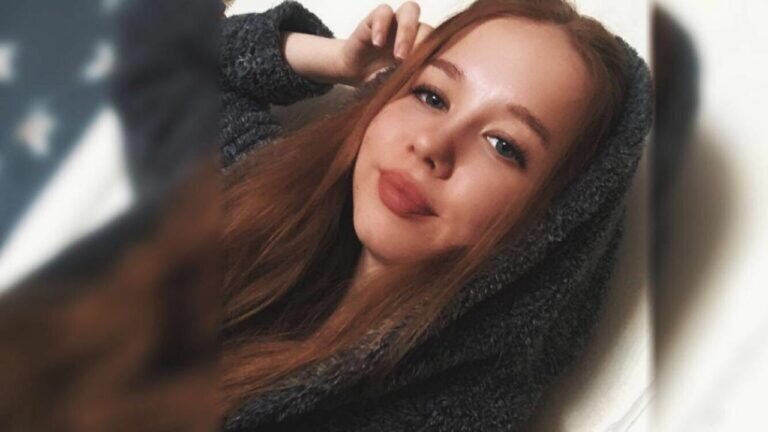 Фото: https://wcons.net/novosti/na-rukah-u-menja-plakal-rebenok-a-on-prodolzhal-bit/