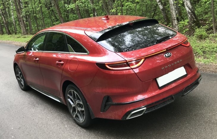 Друг купил KIA Proceed с салона. Рассказываю впечатления после поездки.