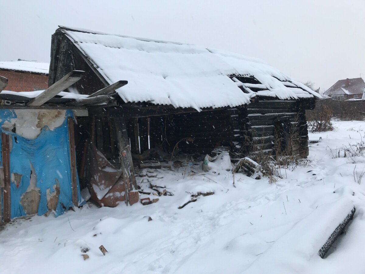 Остатки сарая