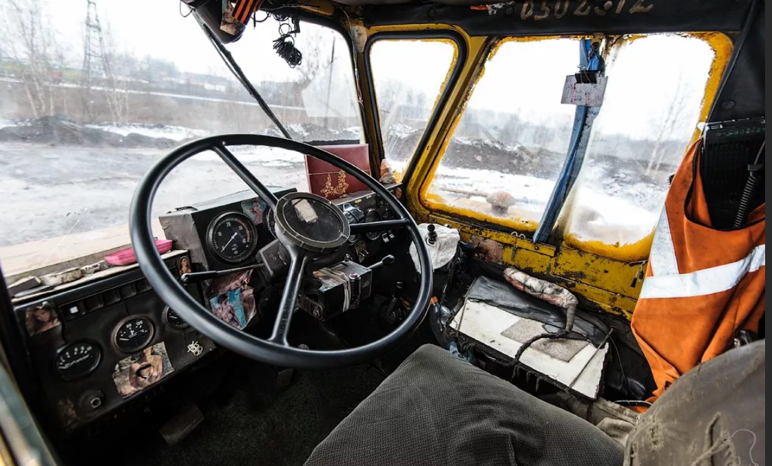 Фото с Яндекса. БелАЗ–548  На таком работал в карьере на севере.