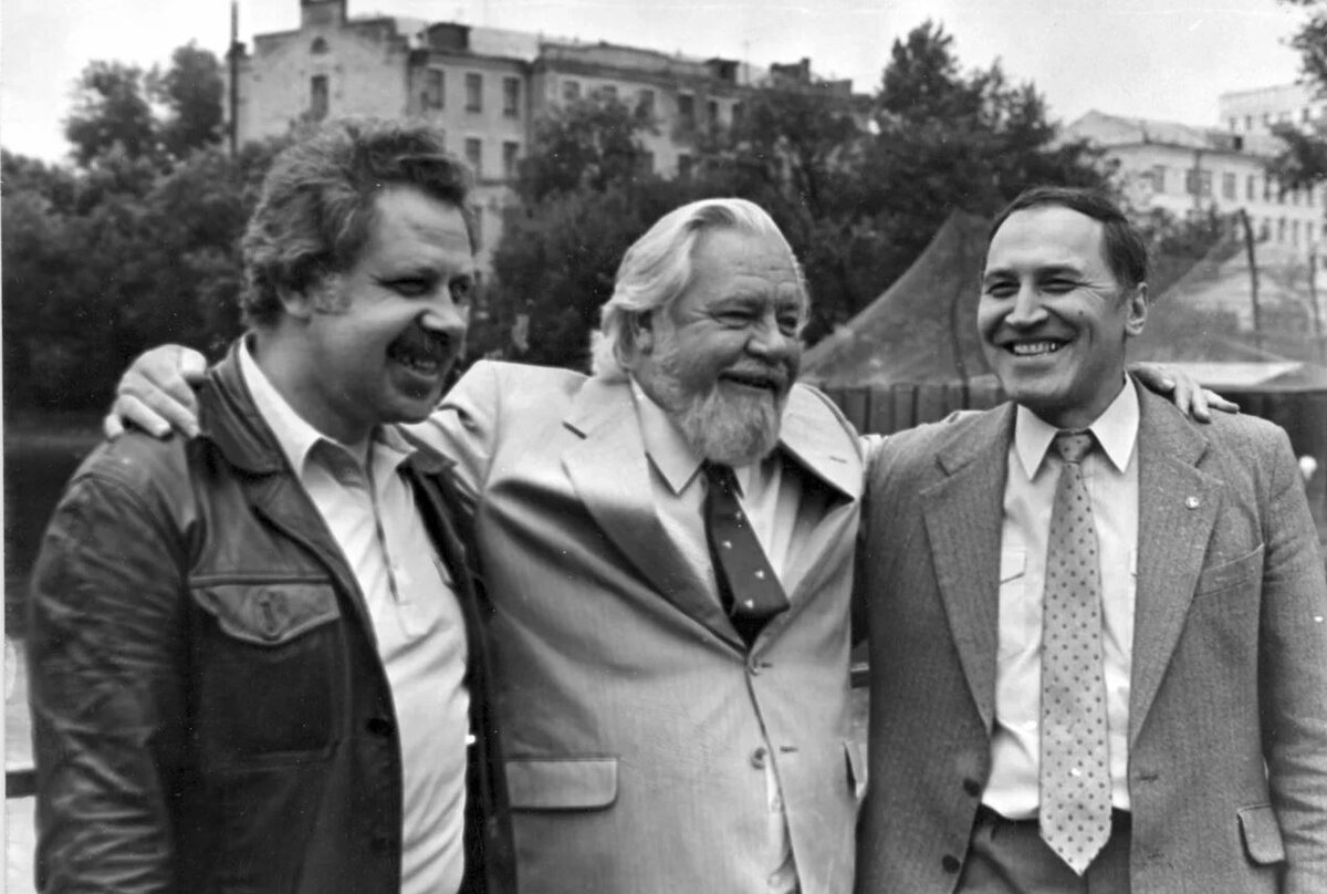 В представлении не нуждаются)