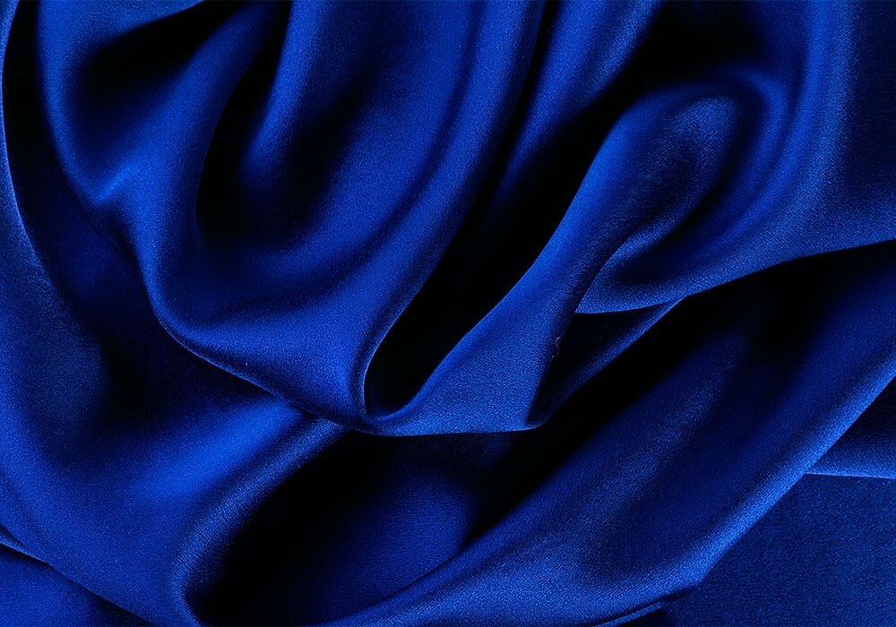 Королевский синий цвет одежды