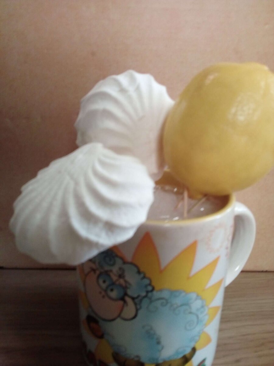 Сеъедобный подарок в чашке своими руками