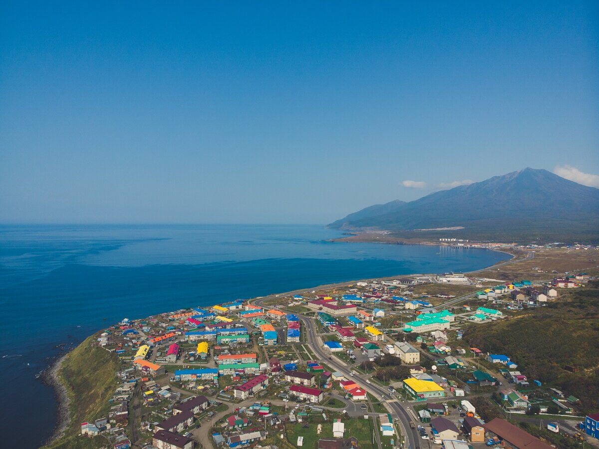 Что привлекательного в одном из самых маленьких городов России. Курильск -  город у моря | Vasilina_travel | Дзен