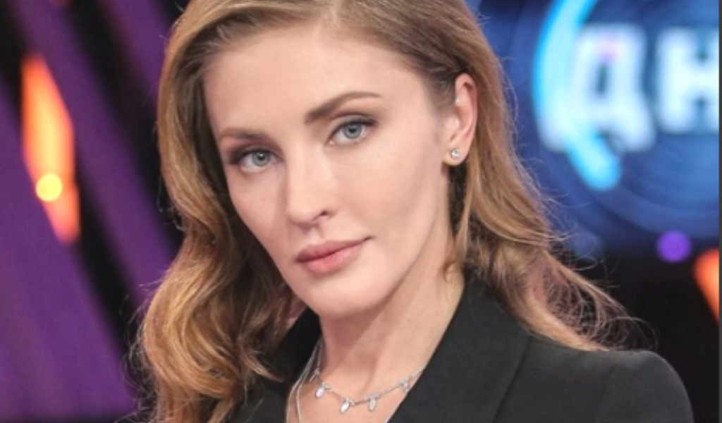 Актриса Анна Казючиц