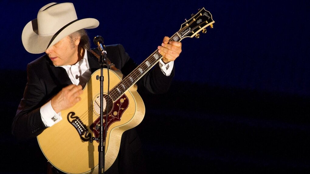 Дуайт Йокам. Американский кантри-исполнитель, автор песен, актёр. Изображение с ctvnews.ca