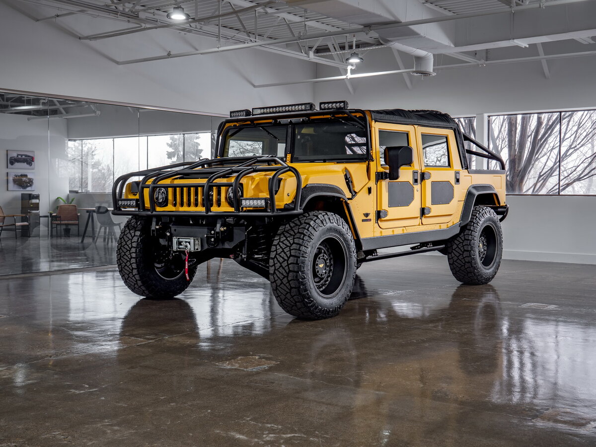 Hummer M1-R от компании Mil-Spec - Бочка тестостерона на колесах! |  Интересные автомобили | Дзен