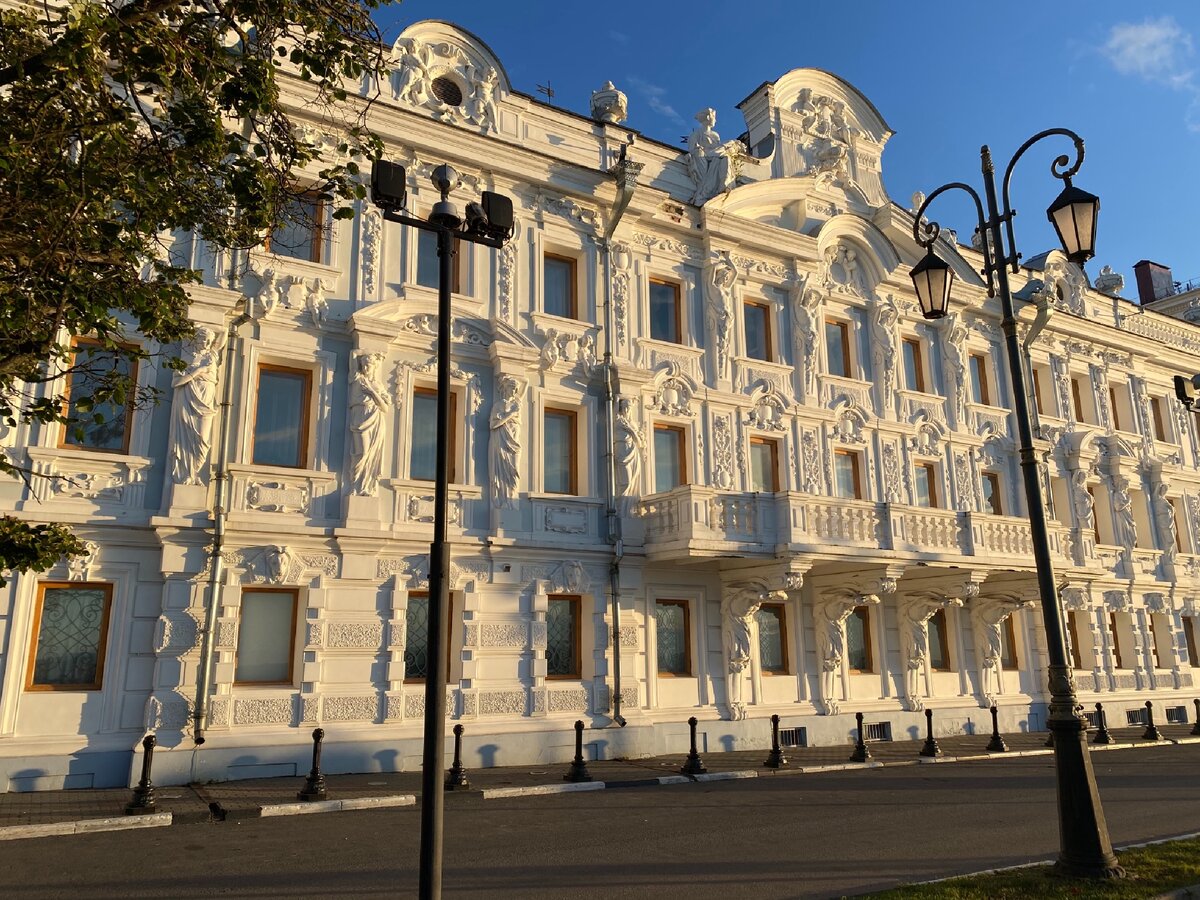 Фото автора. Особняк купцов Рукавишниковых на Верхневолжской набережной 