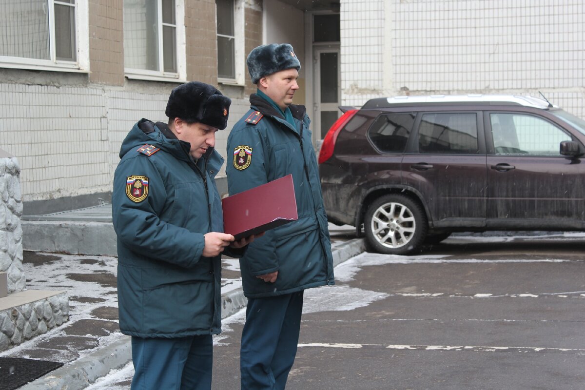 Мчс зао. Осипов Егор Владимирович МЧС ЗАО. Осипов МЧС ЗАО. МЧС Москва подполковник Умяров. МЧС Чита руководящий состав.