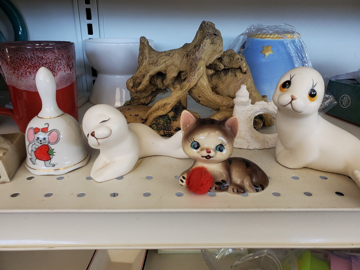 Винтажная Фарфоровая Статуэтка Кошки Китти ЛЕФТОН