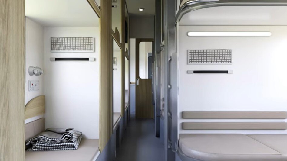 Наконец-то появились шторки