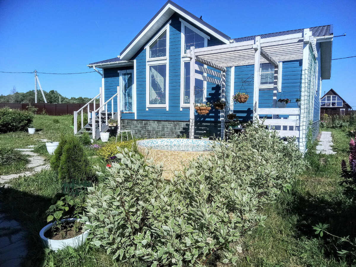 Наш дом, 18 июня 2021, тропинка слева ведёт на второй участок